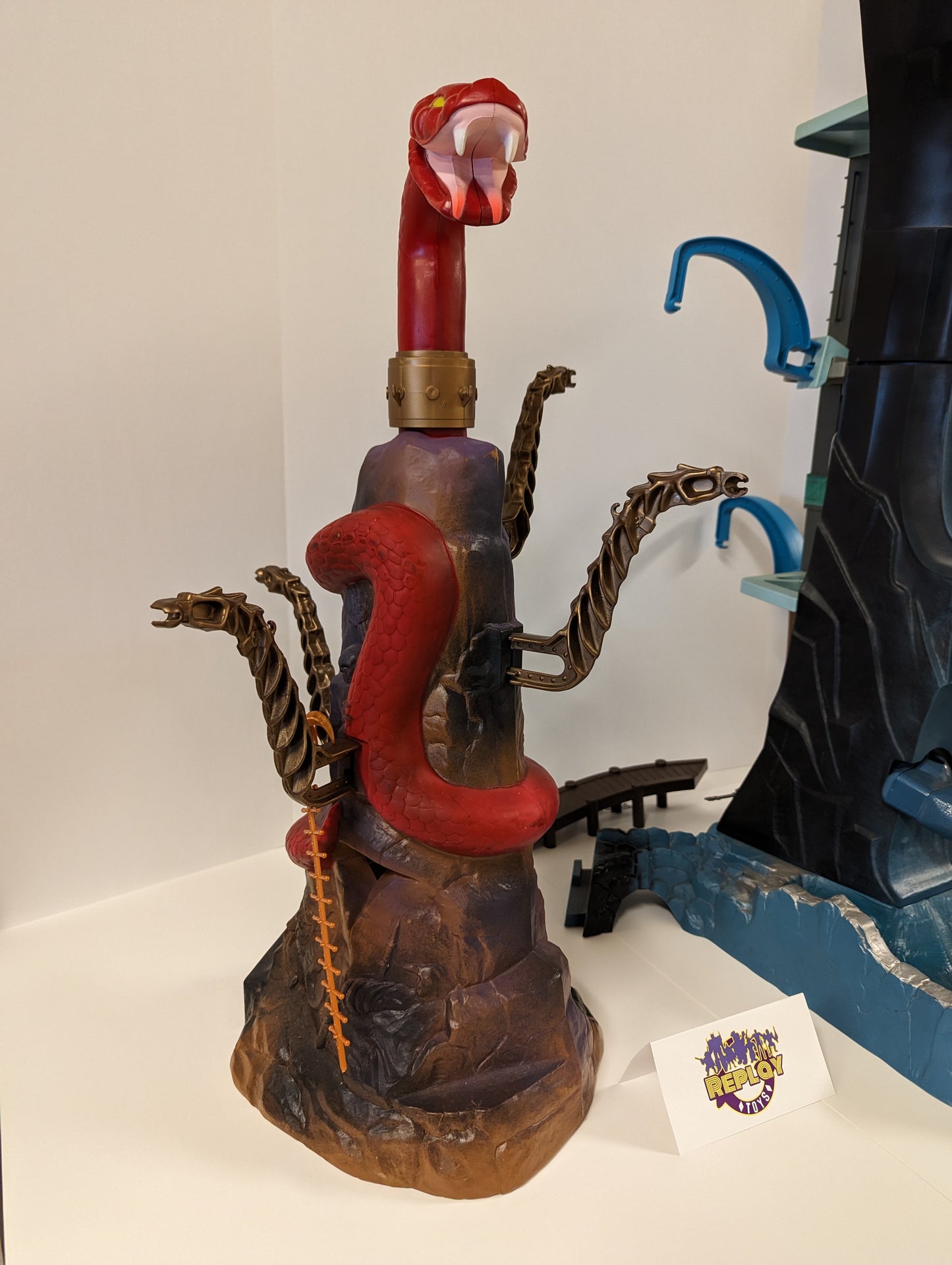 Vintage He-Man and the Masters of the Universe (MOTU) Eternia Playset