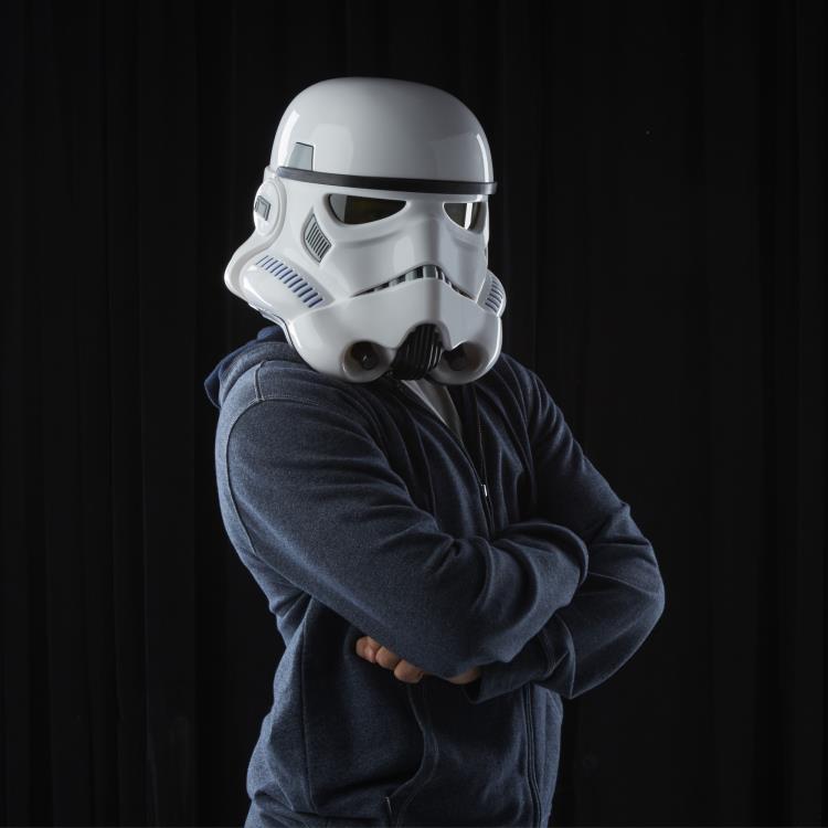 PRE-ORDER Star Wars: The Black Series Stormtrooper (Rogue One) 1:1 Scale Wearable Helmet (Voice Changer)