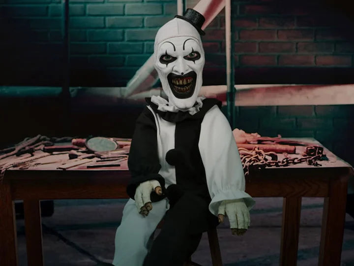 Terrifier: Art the Clown Roto Plush MDS