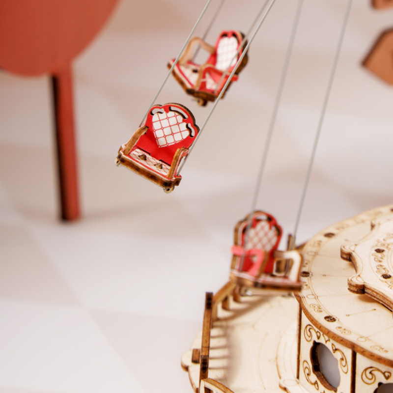 Rolife Swing Ride