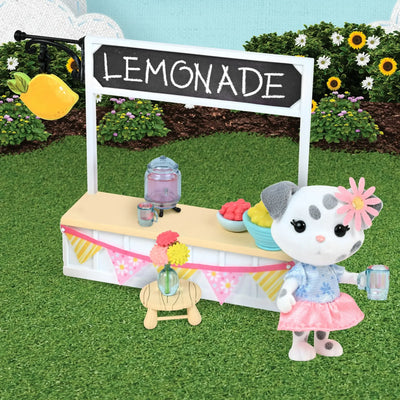 Honey Bee Acres Lemonade Stand Playset with figurine