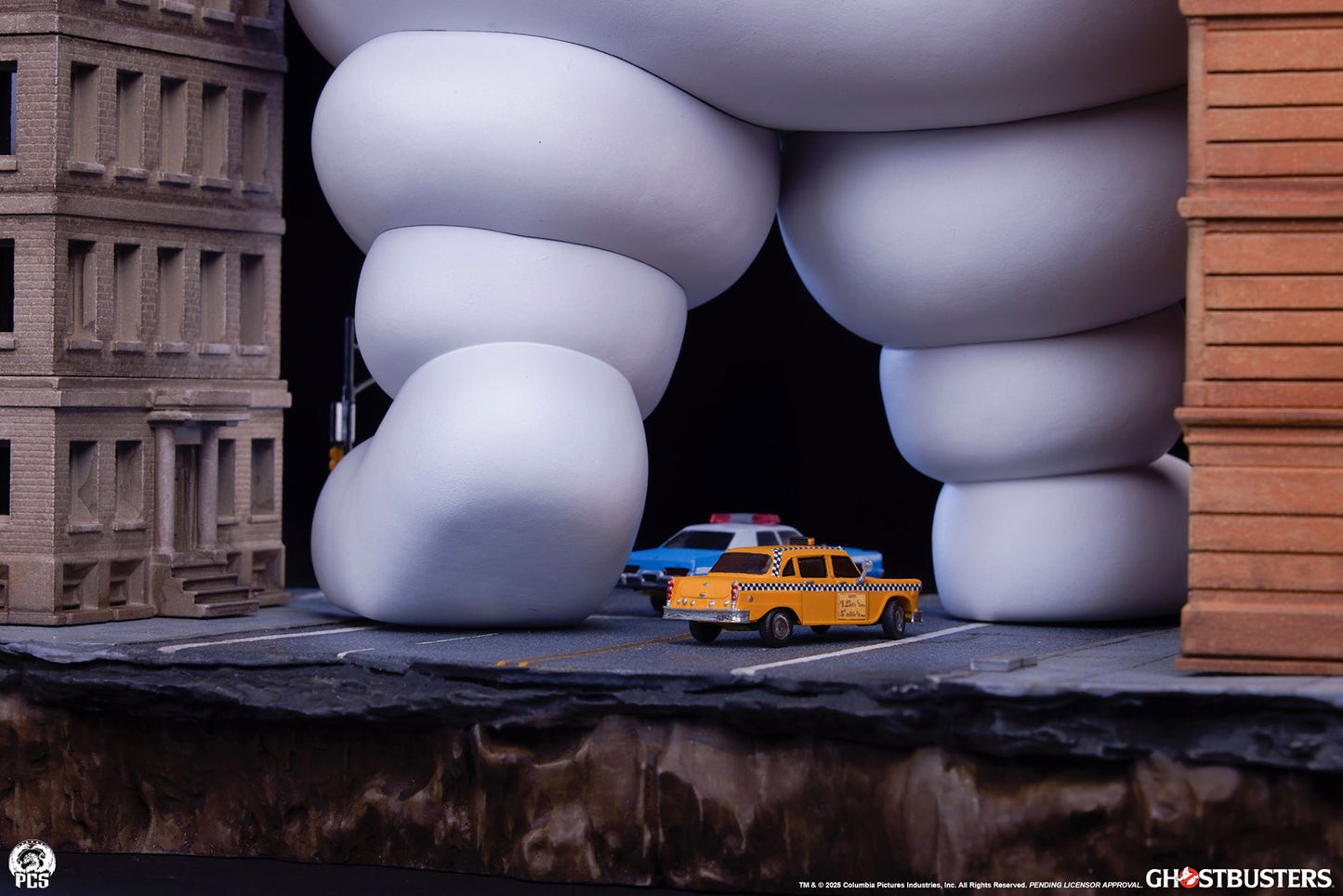 PRE-ORDER Stay Puft Marshmallow Man Diorama