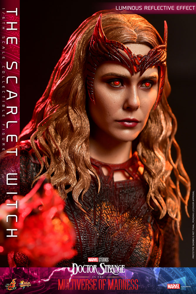 The Scarlet Witch Sixth Scale Figure Hot Toys (Collector Edition)