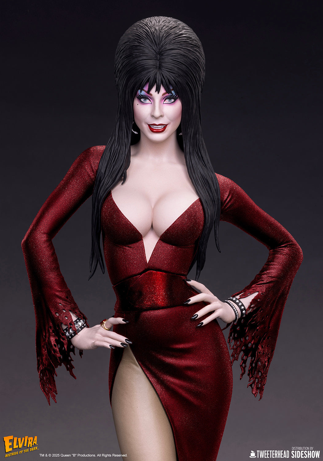 PRE-ORDER Elvira: Mistress of the Dark (Red Glitter Dress Variant)