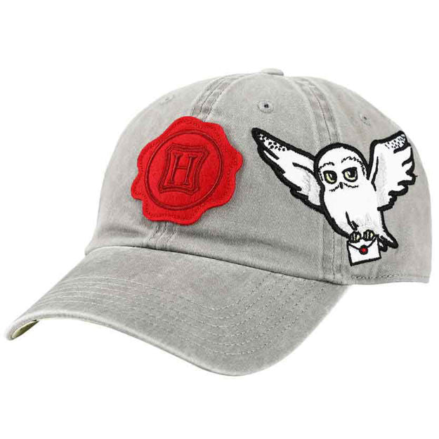 HARRY POTTER HOGWARTS FELT STAMP WITH HEDWIG SIDE EMBROIDERED HAT