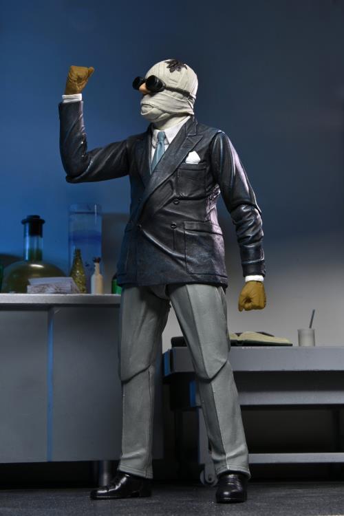 Universal Monsters Ultimate Invisible Man Figure