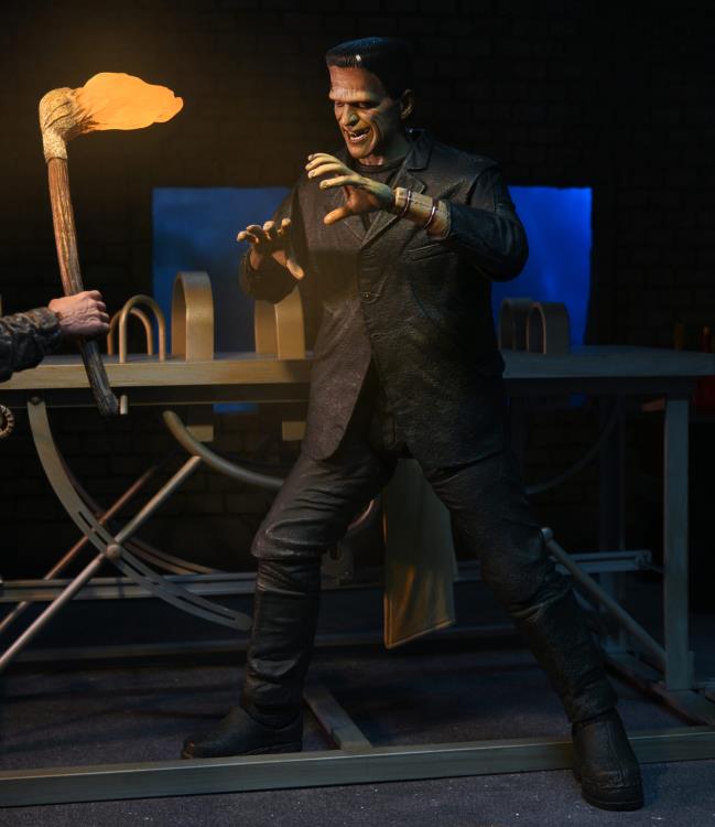 Universal Monsters Frankenstein Accessory Pack