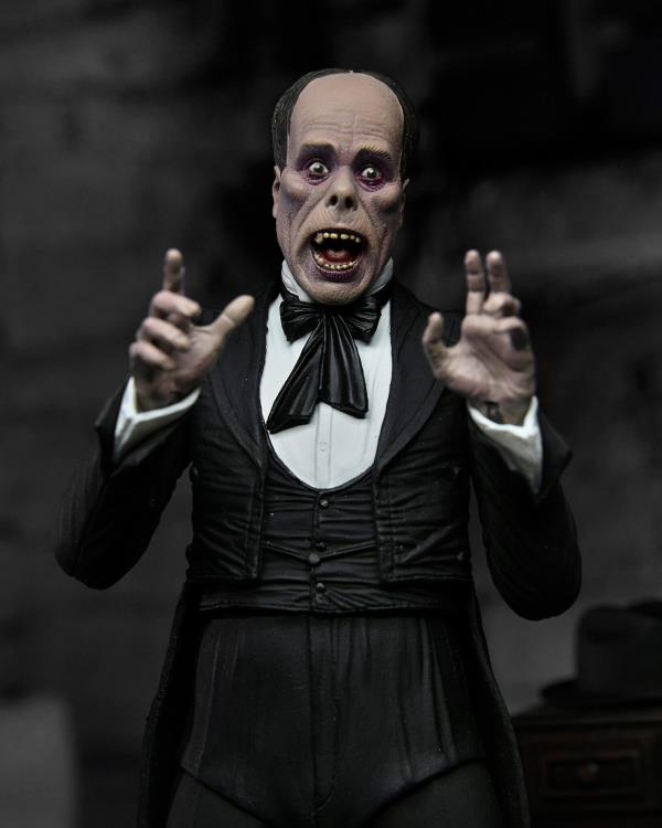 Monsters Ultimate The Phantom of the Opera Figure