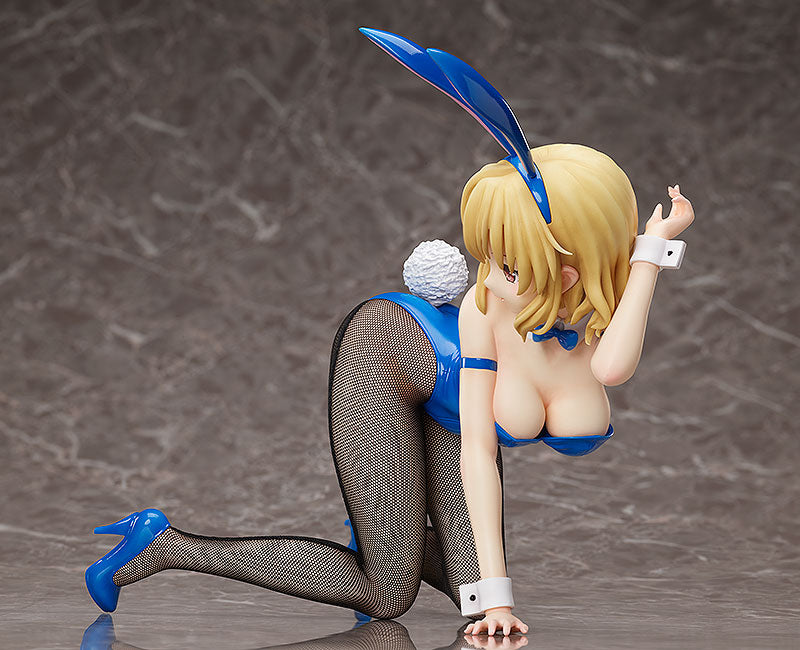 1/4 To Love-Ru Darkness: Risa Momioka: Bunny Ver. Figure