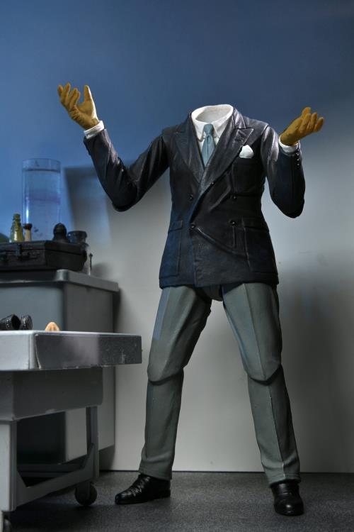 Universal Monsters Ultimate Invisible Man Figure