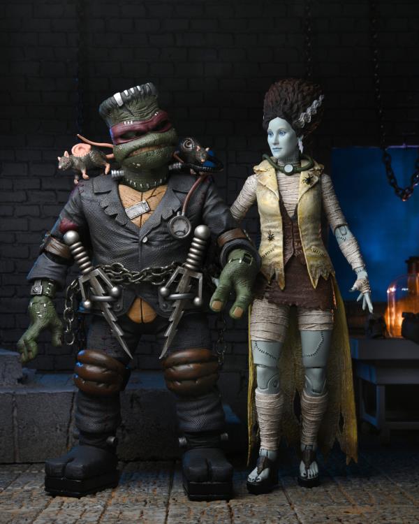 Universal Monsters x Teenage Mutant Ninja Turtles Ultimate April O'Neil as The Bride Of Frankenstein