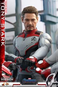 Tony Stark (Team Suit) Sixth Scale Figure