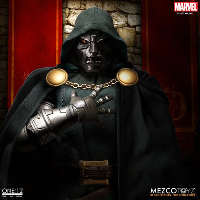 PRE-ORDER Doctor Doom One:12 Mezco