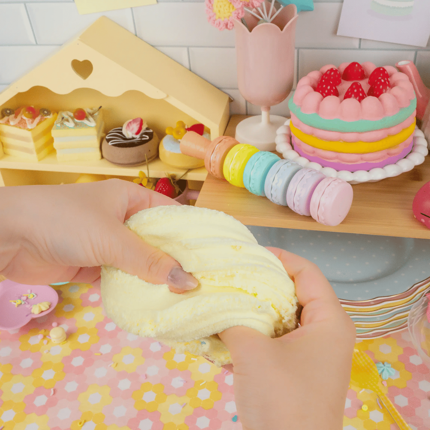 Petal Patisserie Cloud Signature Dome™ Slime