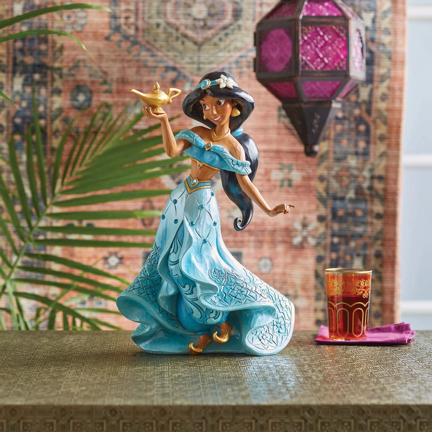 Enesco Disney Aladdin Daring and Determined Deluxe Jasmine Statue