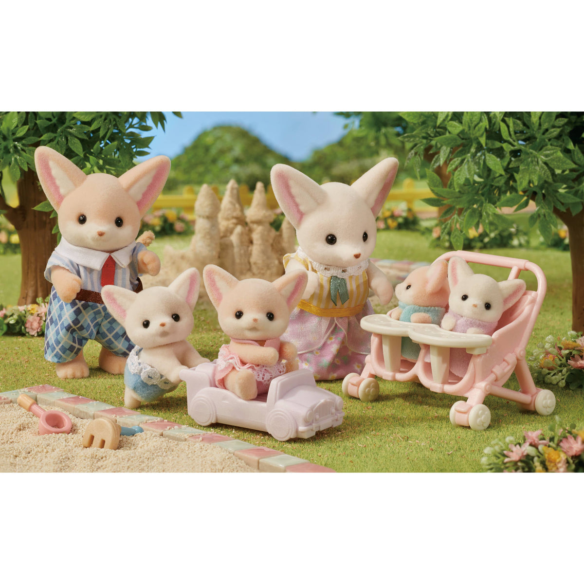 Calico Critters Fennec Fox Family,4 Collectible Doll Figures