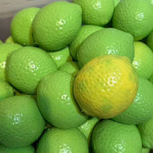 Lemon Color Changing Ball Crunchy Squeeze Toy