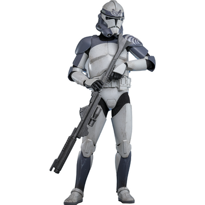 PRE-ORDER 104th Battalion Wolfpack Clone Trooper™ Sixth Scale Figure Hot Toys