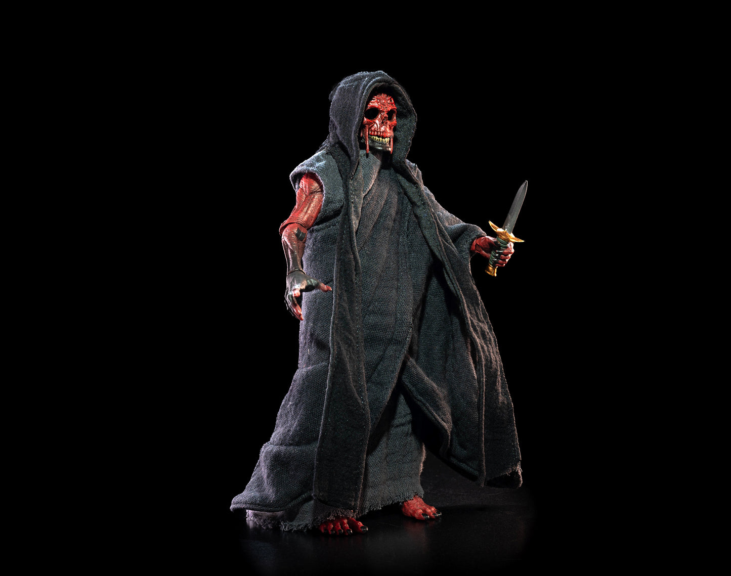 PRE-ORDER Figura Obscura: The Masque of the Red Death, Black Robes Edition (Retailer Exclusive)