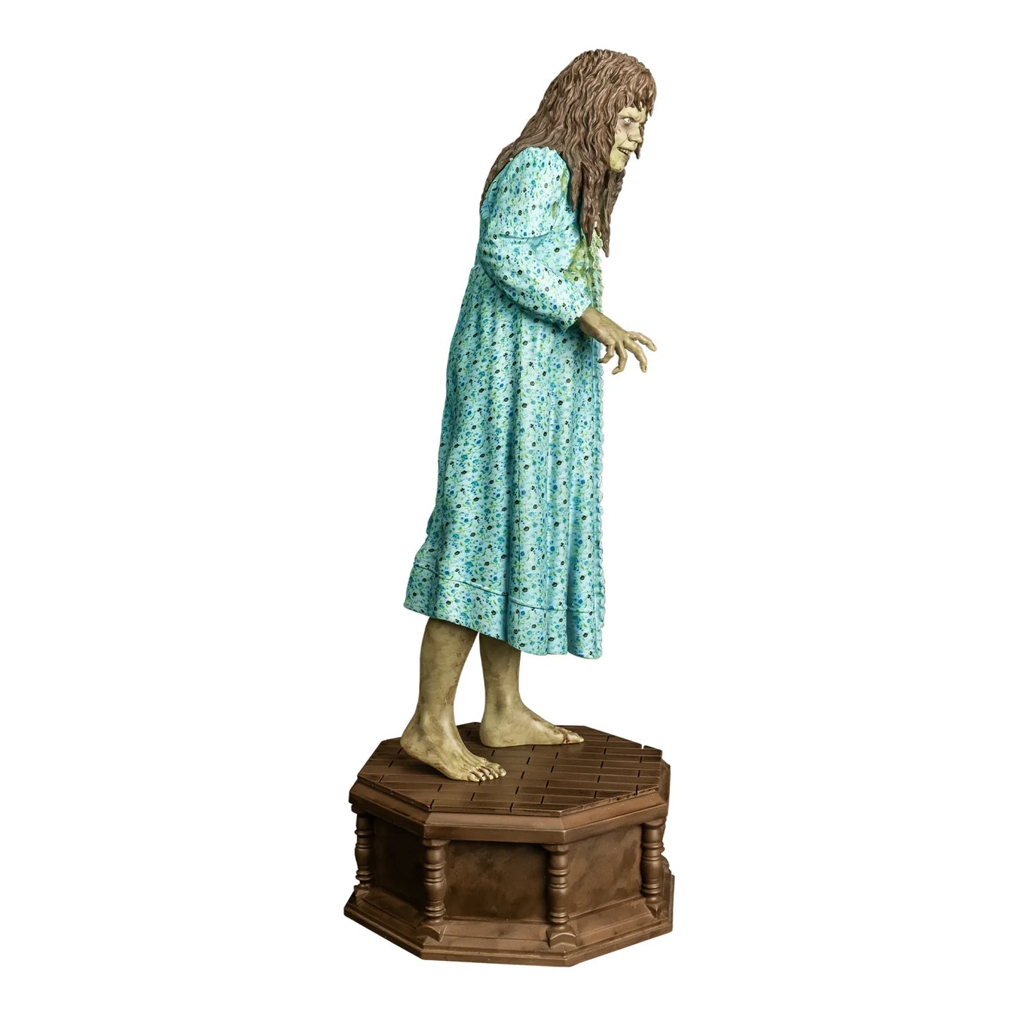 The Exorcist - Regan Statue