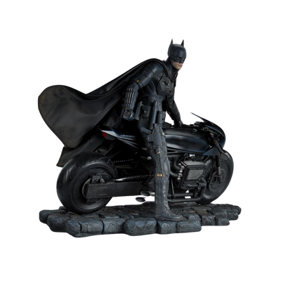 THE BATMAN Premium Format™ Figure by Sideshow Collectibles