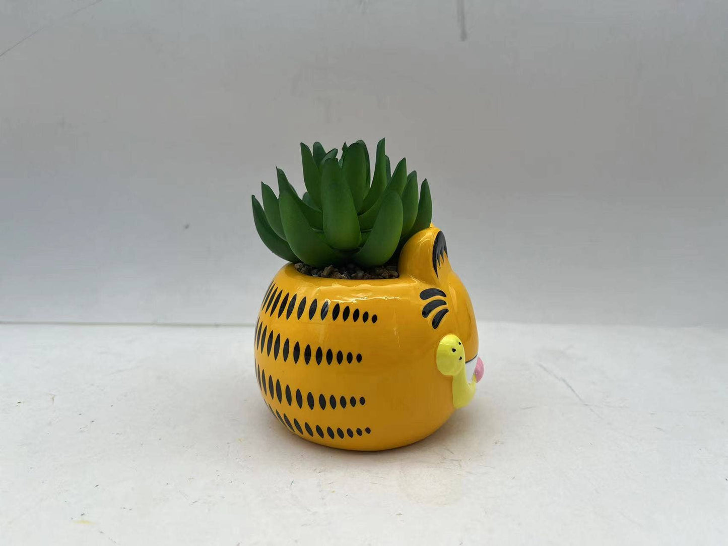 Garfield Head Mini Ceramic Planter with Faux Plant
