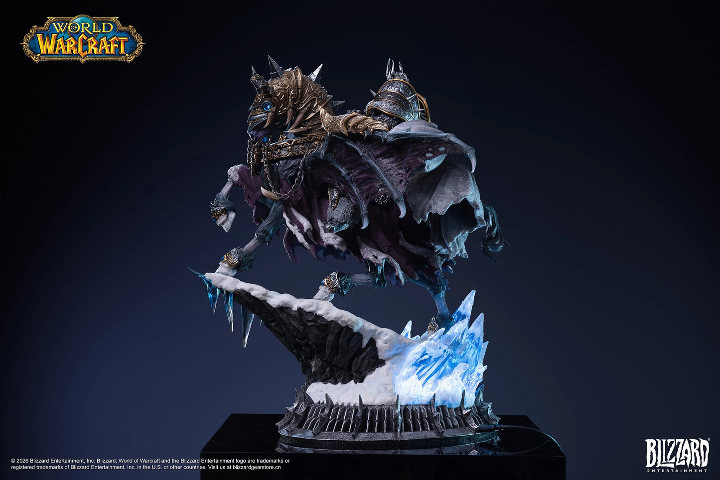 PRE-ORDER Warcraft The Lich King & Invincible (14-Inch) Statues Activision Blizzard