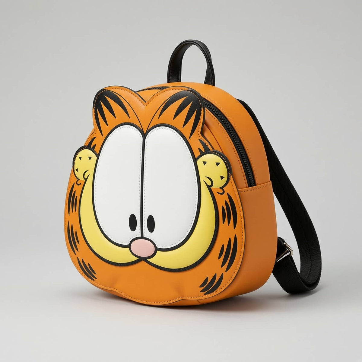 GARFIELD 12" BP PU LEATHER W/EMB, APPLIQUE & 3-D DETAILS