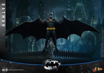 Batman Returns DC Sixth Scale Hot Toys