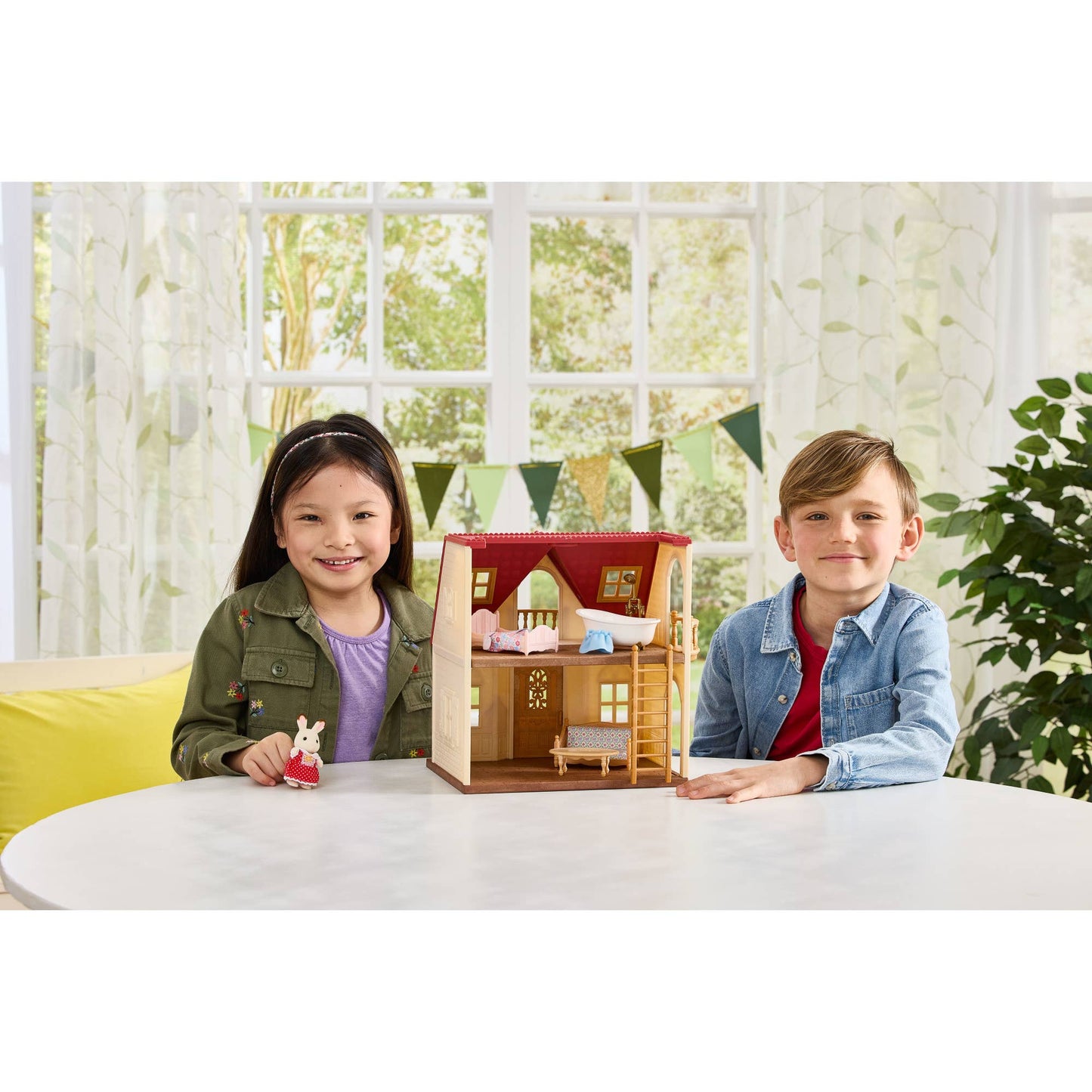 Calico Critters Red Roof Cozy Cottage, Dollhouse Playset