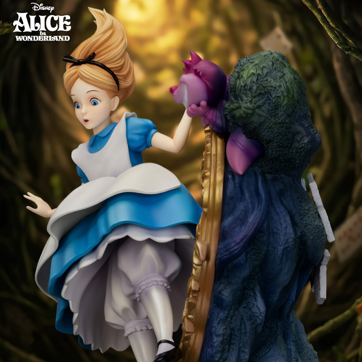 PRE-ORDER Beast Kingdom Disney Alice & The Cheshire Cat Statue