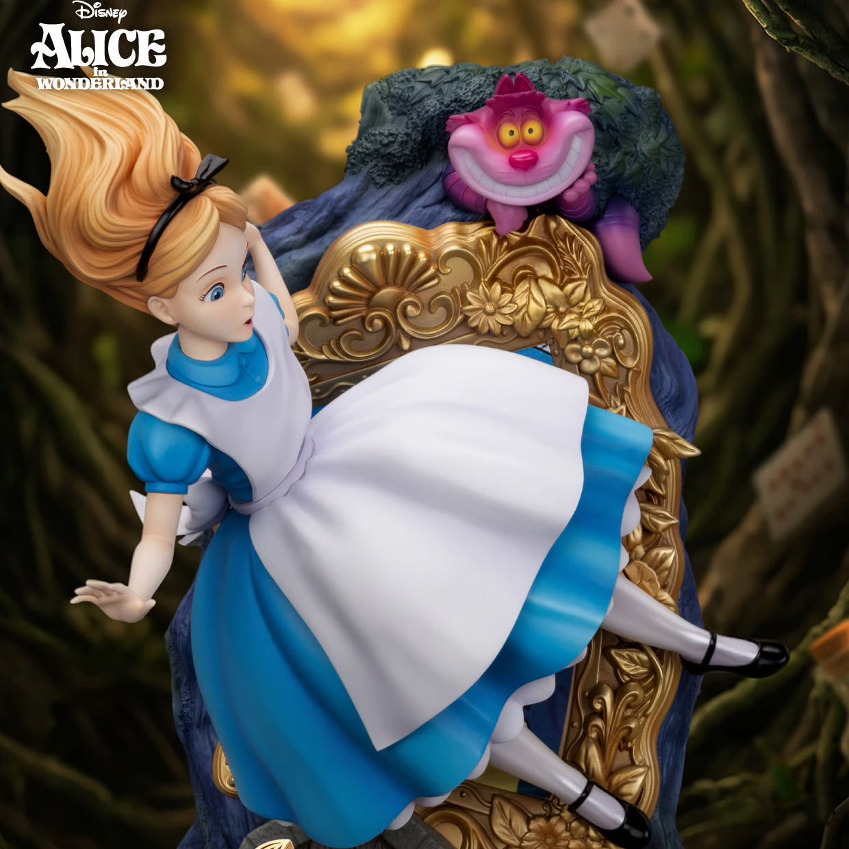 PRE-ORDER Beast Kingdom Disney Alice & The Cheshire Cat Statue