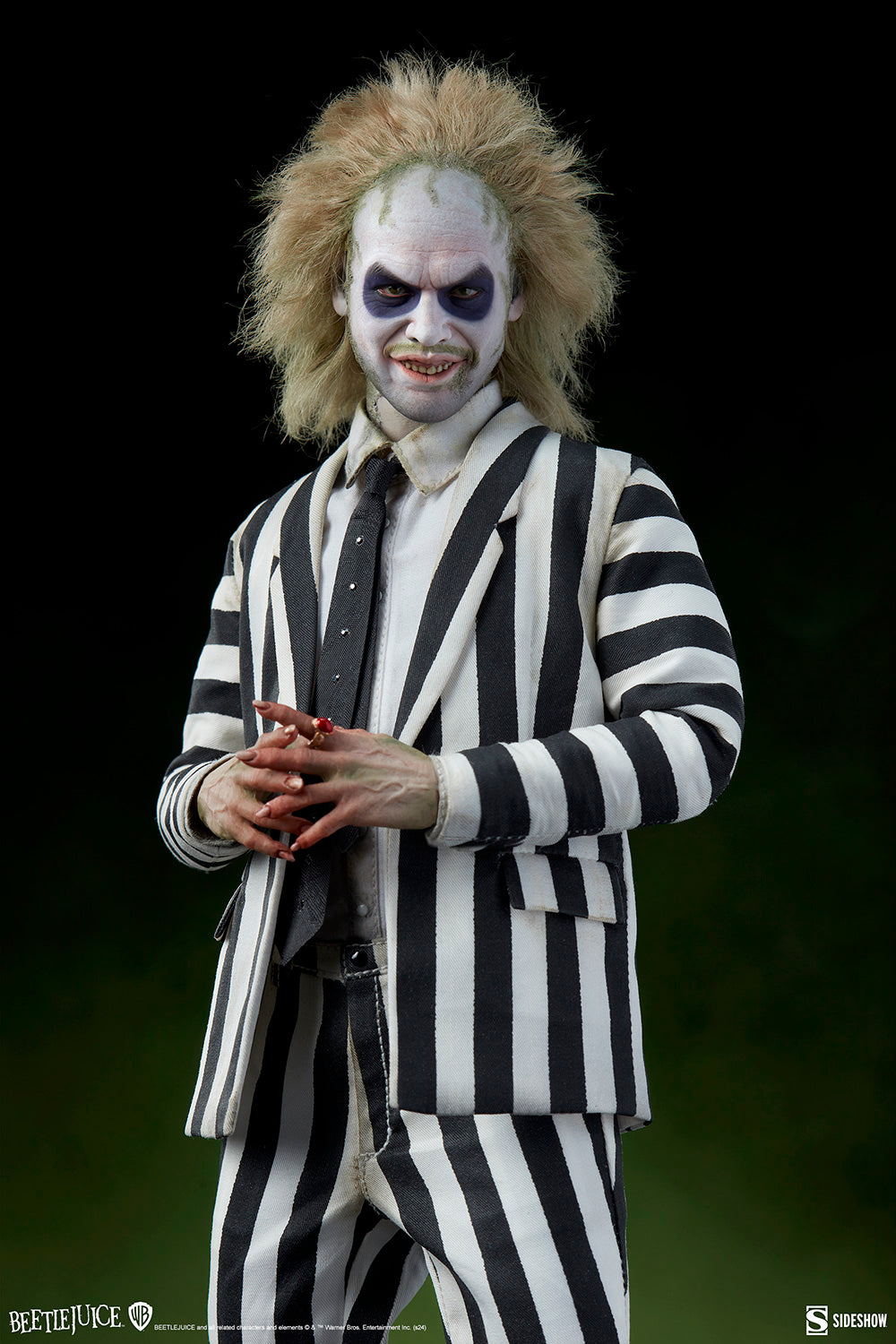 PRE-ORDER Beetlejuice Sixth Scale Figure