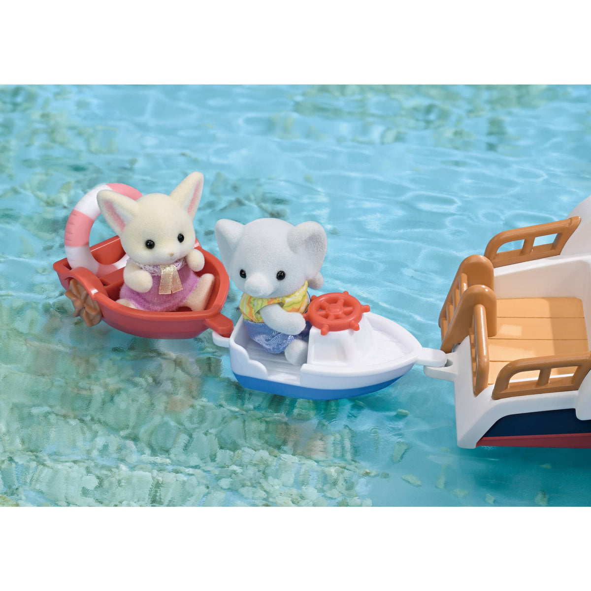Calico Critters Seal Sailor's Leisure Boat, Doll Playset