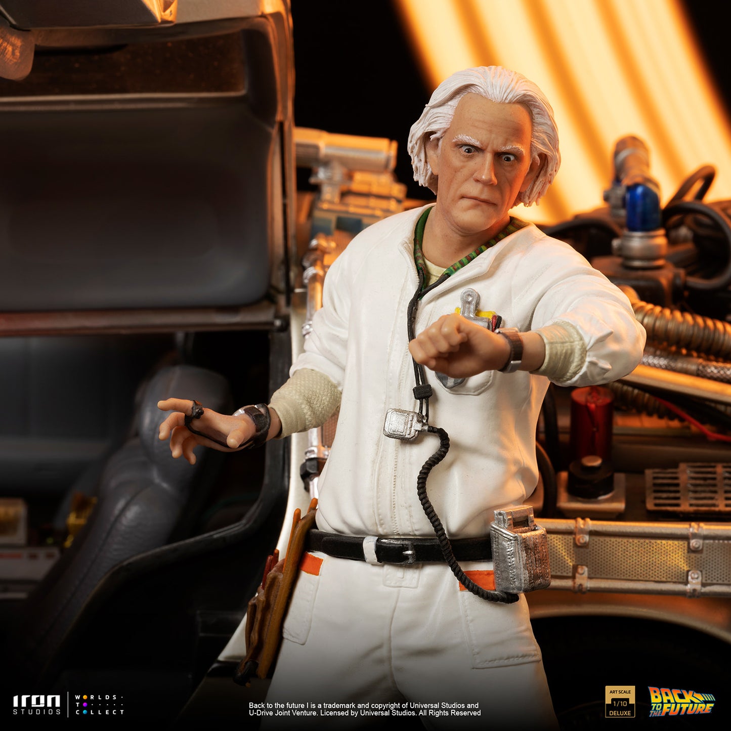 PRE-ORDER DeLorean Full Set 1:10 Scale Statue