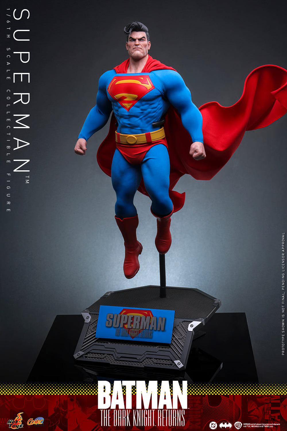 PRE-ORDER Hot Toys Batman: The Dark Knight Returns Superman Sixth Scale Figure