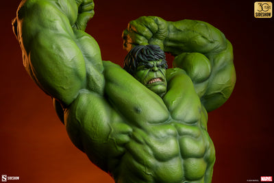 Hulk: Classic Premium Format™ Figure