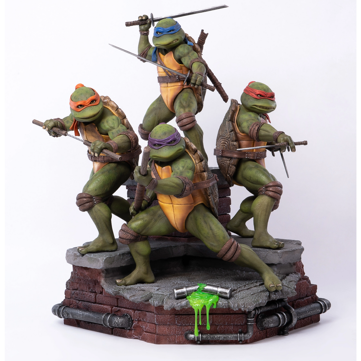 PRE-ORDER TMNT: Teenage Mutant Ninja Turtles 1/6 Scale Movie Diorama
