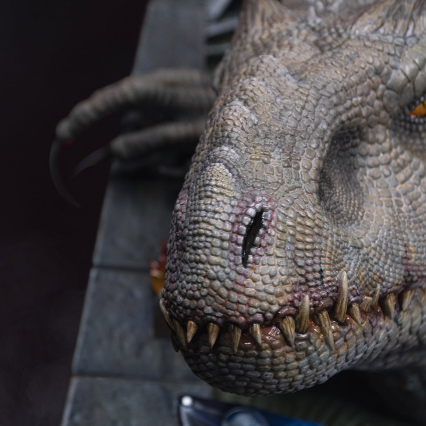 PRE-ORDER Indominus Rex Bust