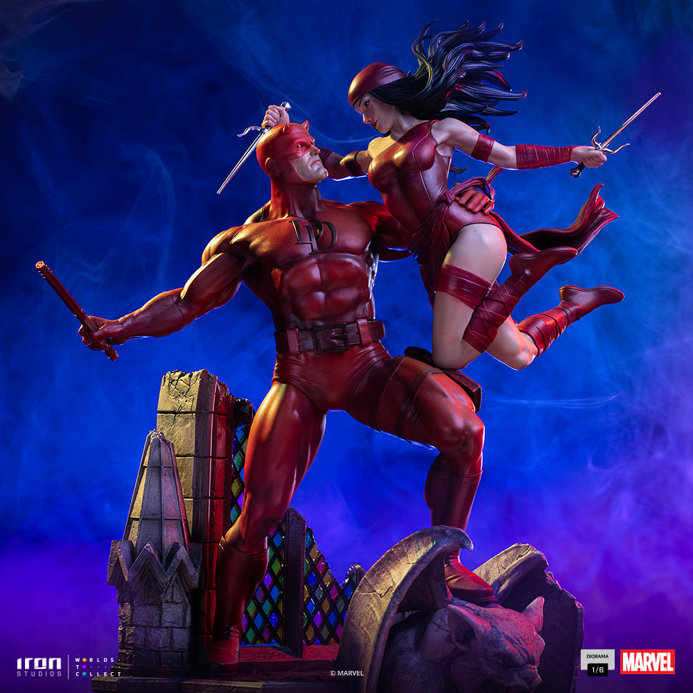PRE-ORDER Iron Studios Marvel Comic Daredevil & Elektra 1/6th Scale Statue