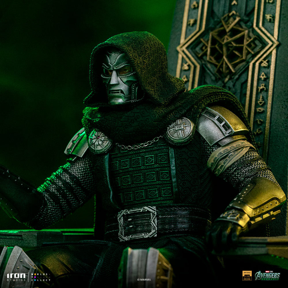 PRE-ORDER Iron Studios Marvel Avengers Doomsday Doctor Doom on Throne Statue