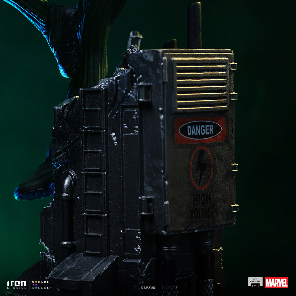 PRE-ORDER  Iron Studios Marvel Comics Vulture Battle Diorama Series Art Scale 1/10th Statue