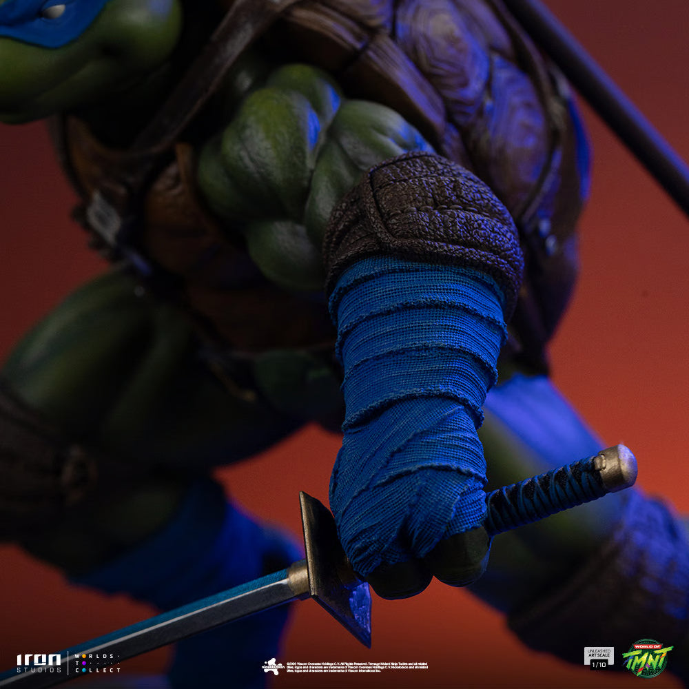 PRE-ORDER Leonardo 1:10 Scale Statue Iron Studios