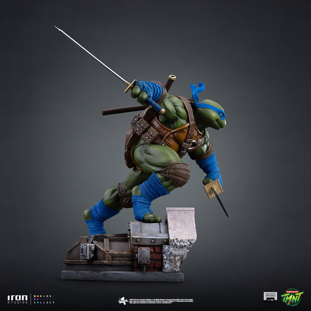 PRE-ORDER Leonardo 1:10 Scale Statue Iron Studios