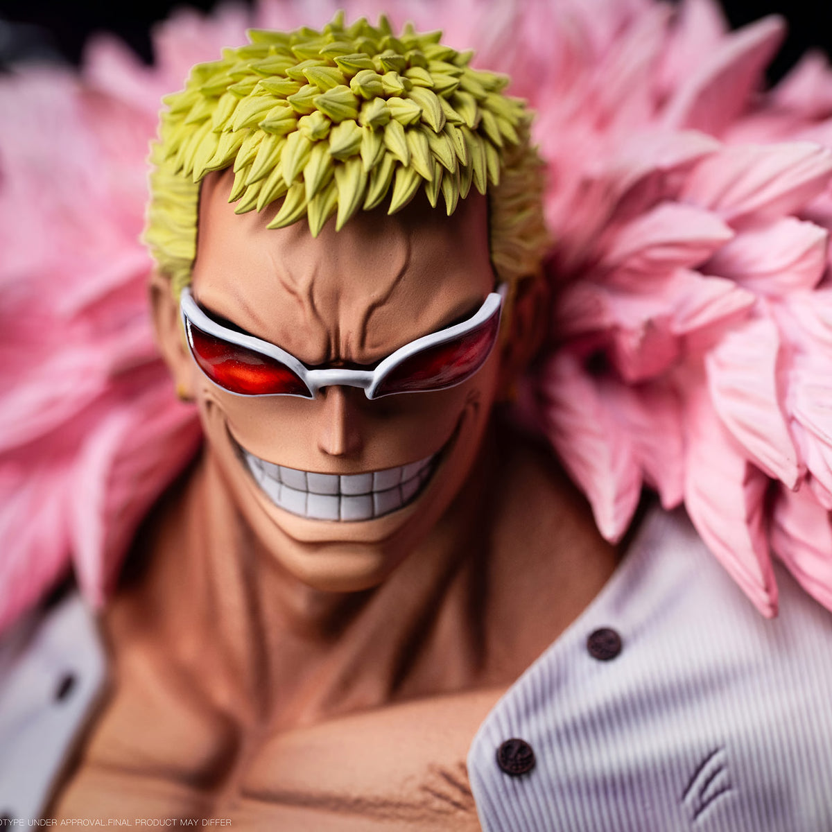 PRE-ORDER Donquixote Doflamingo (Premium Version) Statue