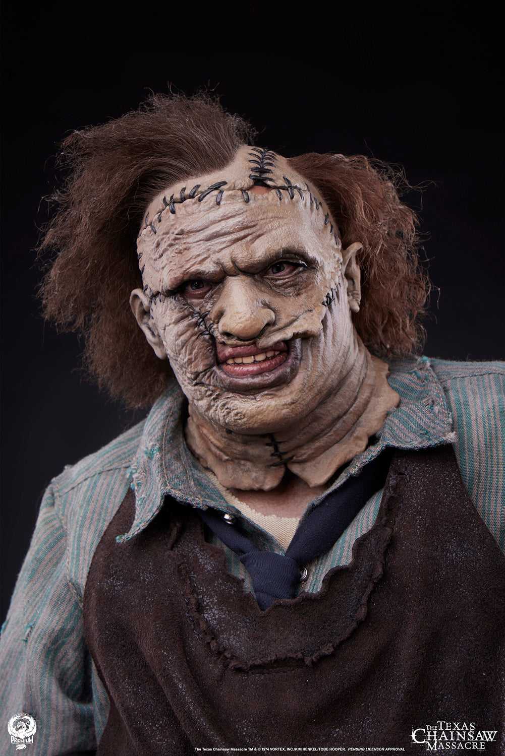 PRE-ORDER Leatherface Quarter Scale Statue