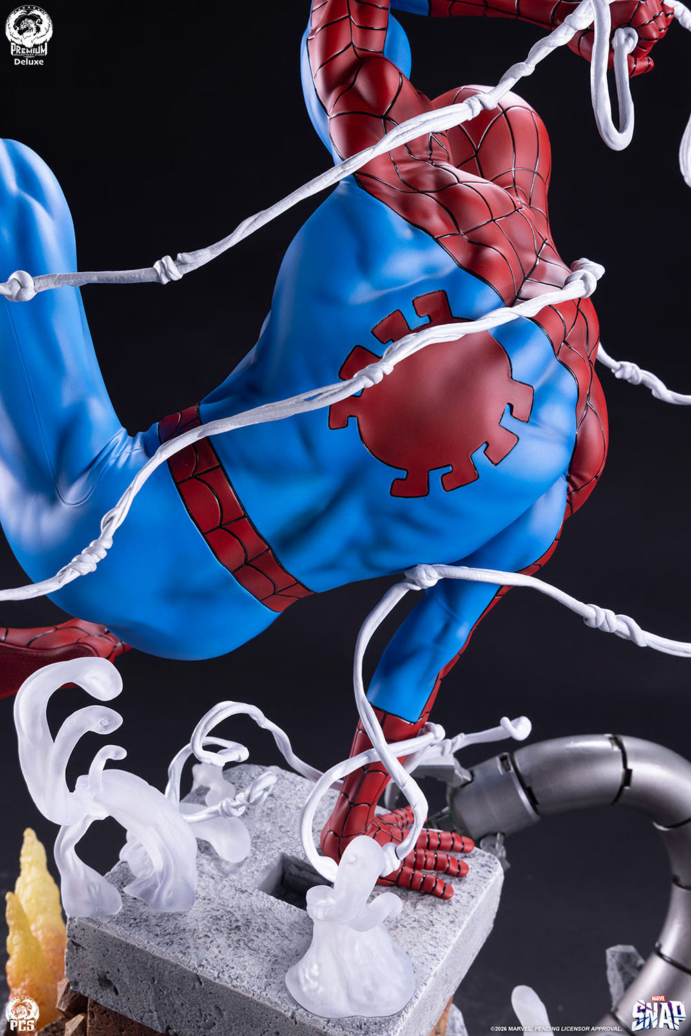 PRE-ORDER Marvel Spider-Man Deluxe Edition 1/3 Scale Limited Edition Statue