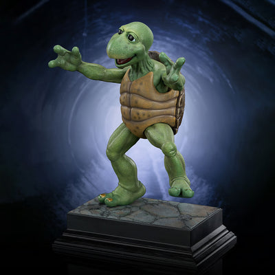 PRE-ORDER TMNT- Leonardo (Deluxe Edition) 1:2 Scale Statue