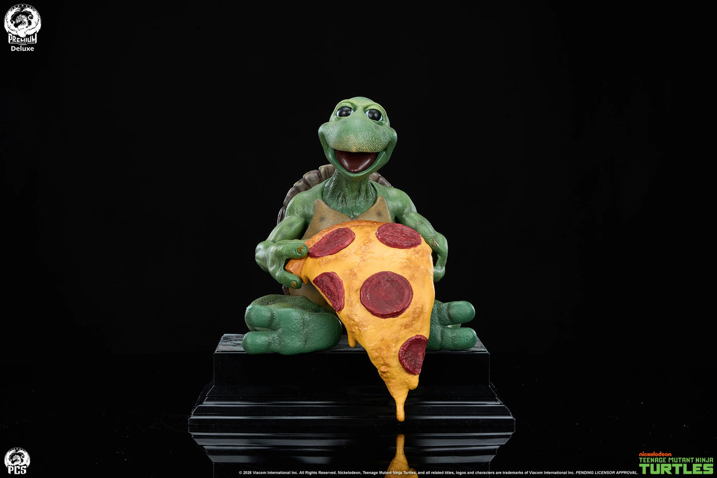 PRE-ORDER Teenage Mutant Ninja Turtles Michelangelo Deluxe Edition 1:2 Scale Statue
