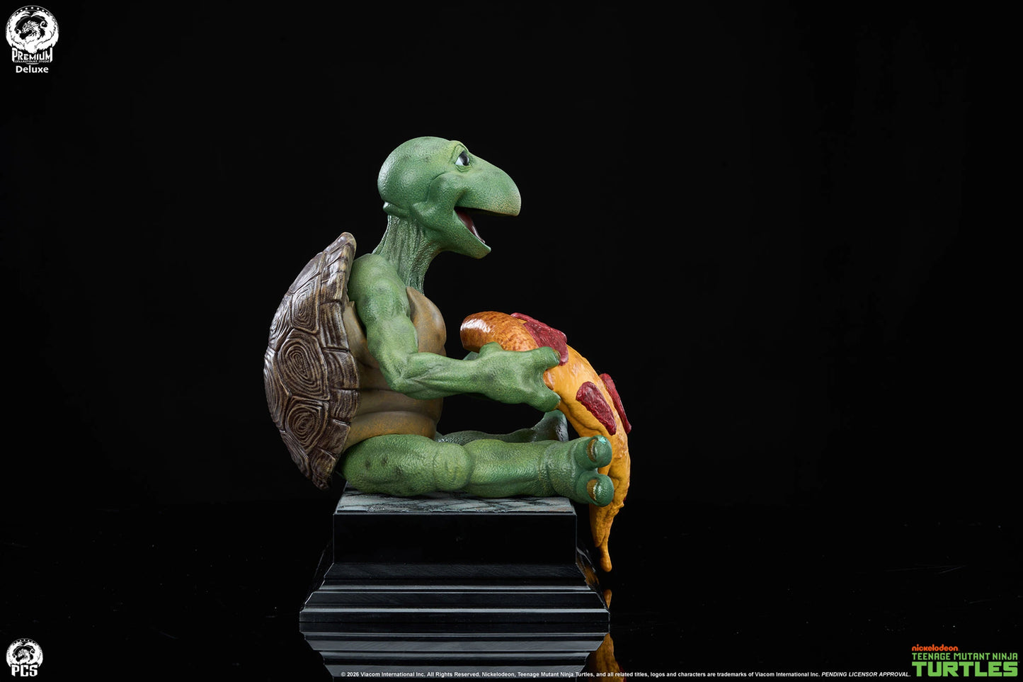 PRE-ORDER Teenage Mutant Ninja Turtles Michelangelo Deluxe Edition 1:2 Scale Statue